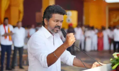 போதைப் பொருட்களால் இளைஞர்களின் எதிர்காலம் சீரழிகிறது - விஜய்