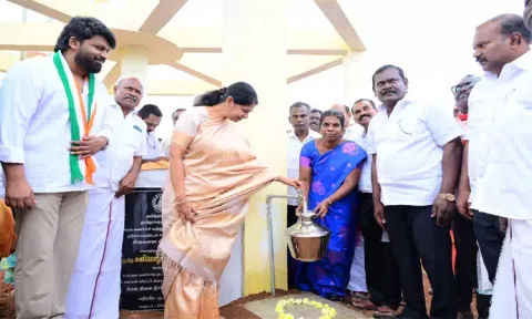 சிவகளையில் ரூ.25 லட்சம் மதிப்பில் மேல்நிலை நீர்த்தேக்க தொட்டி: கனிமொழி எம்.பி. திறந்து வைத்தார்