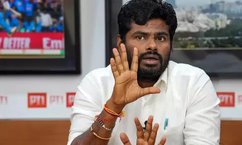 மும்பை குறித்த பேச்சு: அண்ணாமலைக்கு எதிராக மராட்டிய எதிர்க்கட்சிகள் ஆவேசம்