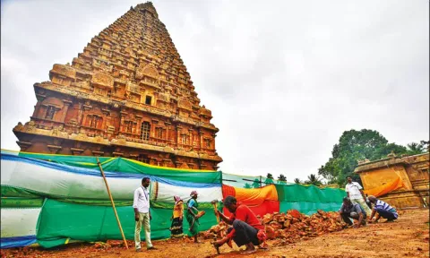 தஞ்சை பெரிய கோவிலில் மழைநீர் தேங்காத வகையில் தரைதளம் அமைப்பு