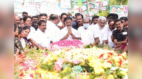 O Panneerselvam 