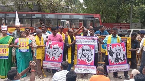 Part-time teachers staging protest in city seeking equal pay for equal work 
