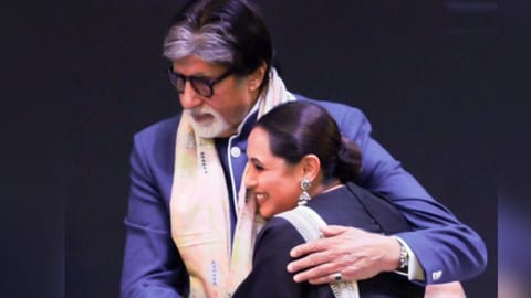 (L-R) Amitabh Bachchan- Rani Mukerji 