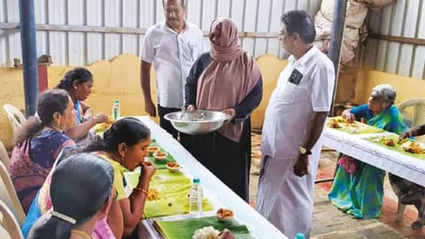 Muslim couple from Navalur Nagar in Thanjavur organized a grand feast at the famous Veeramakaliamman Temple