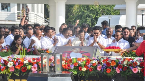 Chief Minister MK Stalin, cabinet colleagues and other DMK leaders paying tributes at Anna Memorial on Tuesday 