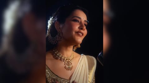 Raashii Khanna 