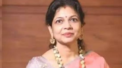 Sowmiya Anbumani 