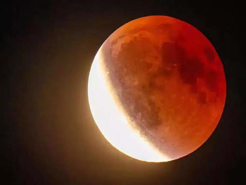 Red Moon
