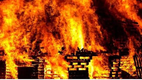 Fire accident representative image 
