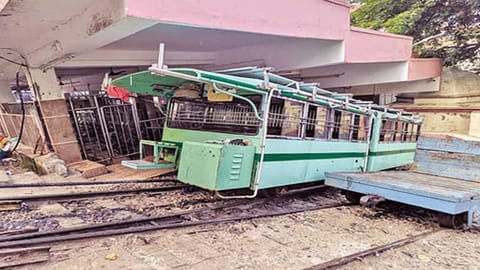 Electric winch service disrupted