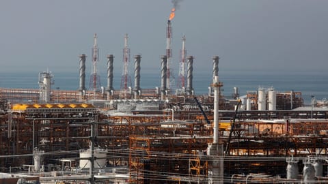 Representative image of oil tanks