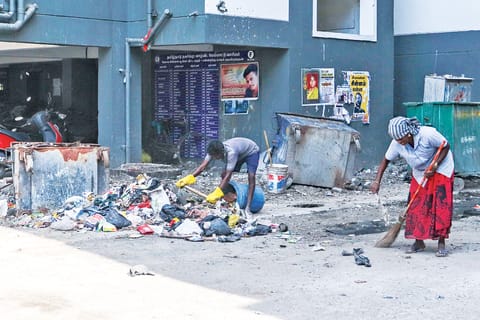 Garbage cleaning 