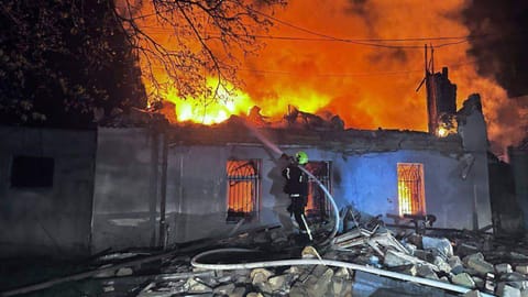 Russia accuses Ukraine of violating Easter truce