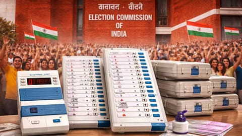 Electronic voting in front of Election Commission