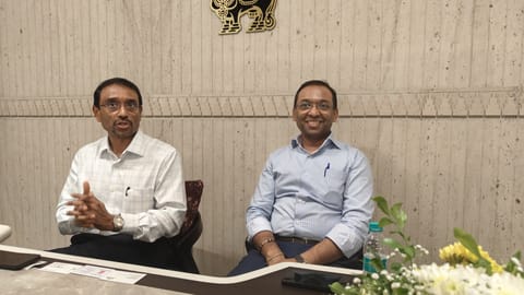 Jithendra Vummidi, Amarendran Vummidi