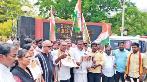 Congress Advocates Wing members demanding that the Governor
must allow TVK to form a government staging a protest in Tiruchy