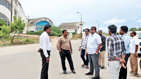 MD Prabhushankar with other MTC officials at the site