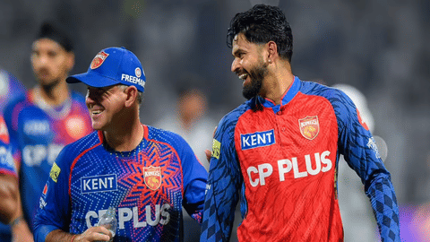 Ricky Ponting(L),Shreyas Iyer(R)