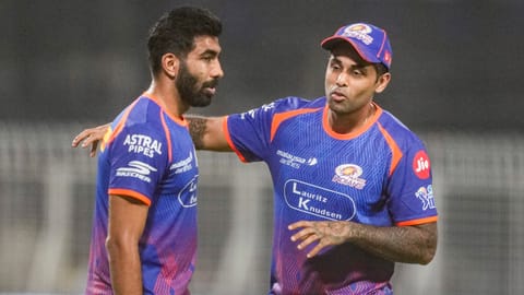 KKR win toss, opt to bowl; Hardik Pandya returns to lead MI