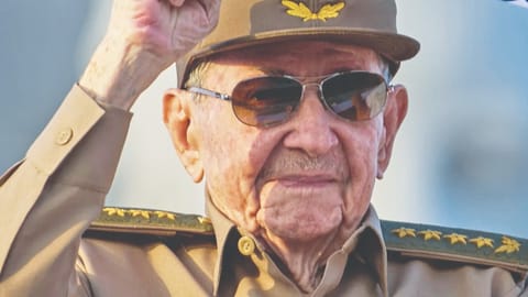  Raúl Castro