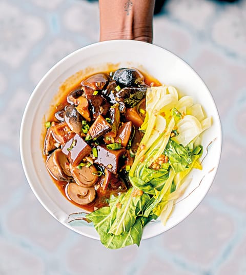 Bok Choy and two kinds of mushroom