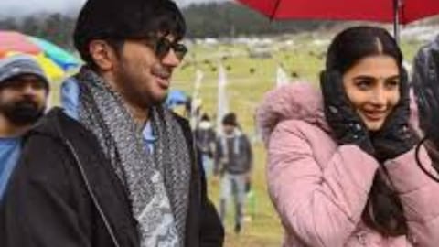 Dulquer Salmaan and Pooja Hegde