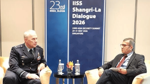 Defence Secretary Shri Rajesh Kumar Singh held bilateral discussions with Chief of Defence, Netherlands General Onno Eichelsheim.