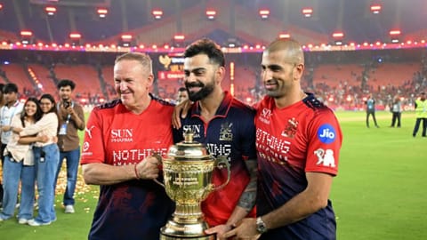 Virat Kohli, Andy Flower and Mo Bobat