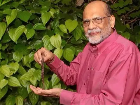 Biologist Sultan Ahmed Ismail