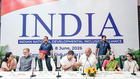 Congress faces fire at INDIA meet