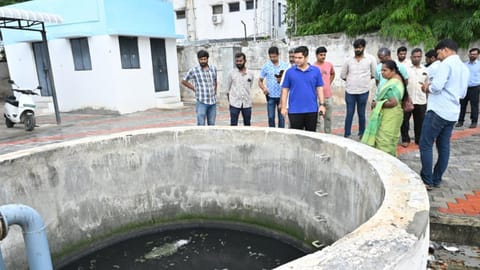  Coimbatore Corporation Commissioner Katta Ravi Teja inspects a STP. 
