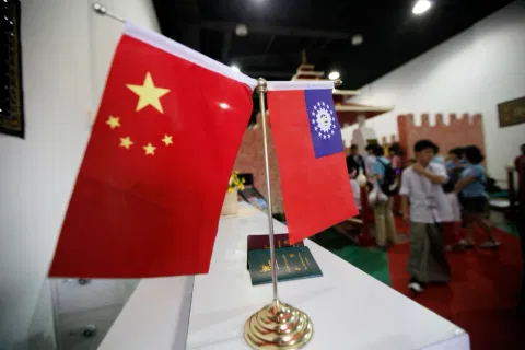 US scholar with history of activism in Myanmar arrested in China 