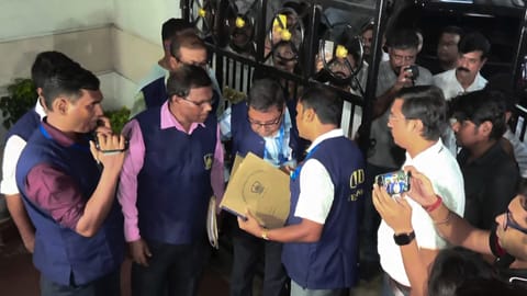 The operation, led by a team from Paschim Medinipur's Salboni Police station and assisted by Kolkata Police personnel, began shortly after 3 am