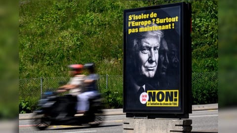Poster reading “Isolate ourselves from Europe ? 