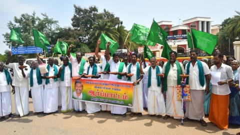 Farmers seeking a full loan waiver during recent protests in Thanjavur