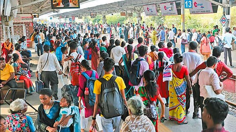 EMU trains delayed, hundreds of passengers suffer at MGR Chennai Central railway station
