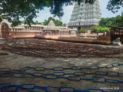 The extra chains getting ready for the temple car procession at  Arulmigu Arunachaleswarar Temple in Tiruvannamalai