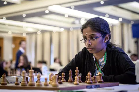R Vaishali