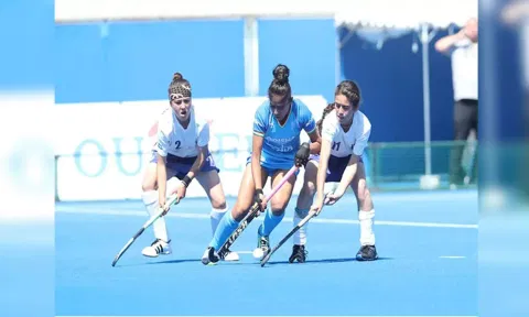 India and Uzbekistan players in action (Photo - ANI)