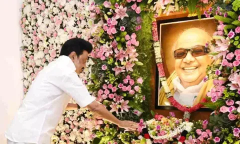 File image of Stalin paying floral tributes to M Karunanidhi.