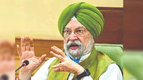 Petroleum Minister Hardeep Singh Puri
