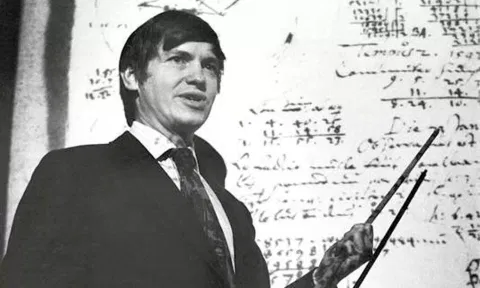 Owen Gingerich, astronomer who saw God in the cosmos