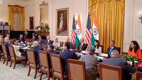 Prime Minister Narendra Modi and President Joe Biden in a meeting with American and Indian business leaders at the White House
