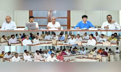 Meeting convened to discuss preparedness ahead of Northeast monsoon. Twitter - @Chennaicorp