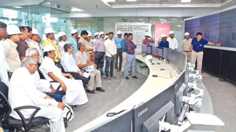 File photo of electricity minister Thangam Thennarasu and officials inspecting control and command centre