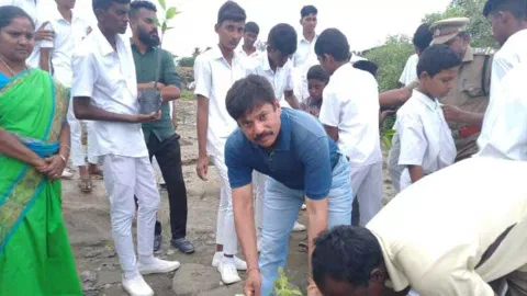 Green Tamil Nadu Mission plants 10,000 seedlings on mangroves day