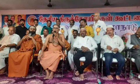 &nbsp;Suriyanar Adheenam at the religious conference of the Confederation of Desiya Thirukoil&nbsp;