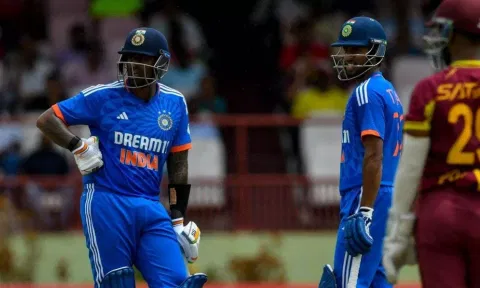 Suryakumar Yadav and Tilak Varma. (Twitter/@ICC)