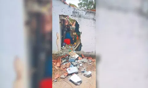Damaged house in Tirupur,