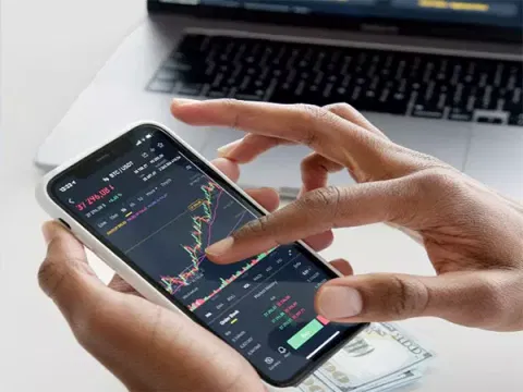 Indian stock indices plunge on weak US market cues